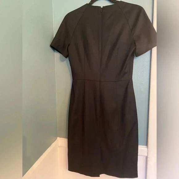 Reiss black wool blend short sleeve dress - size 6 - great condtion - cut outs - Picture 8 of 10